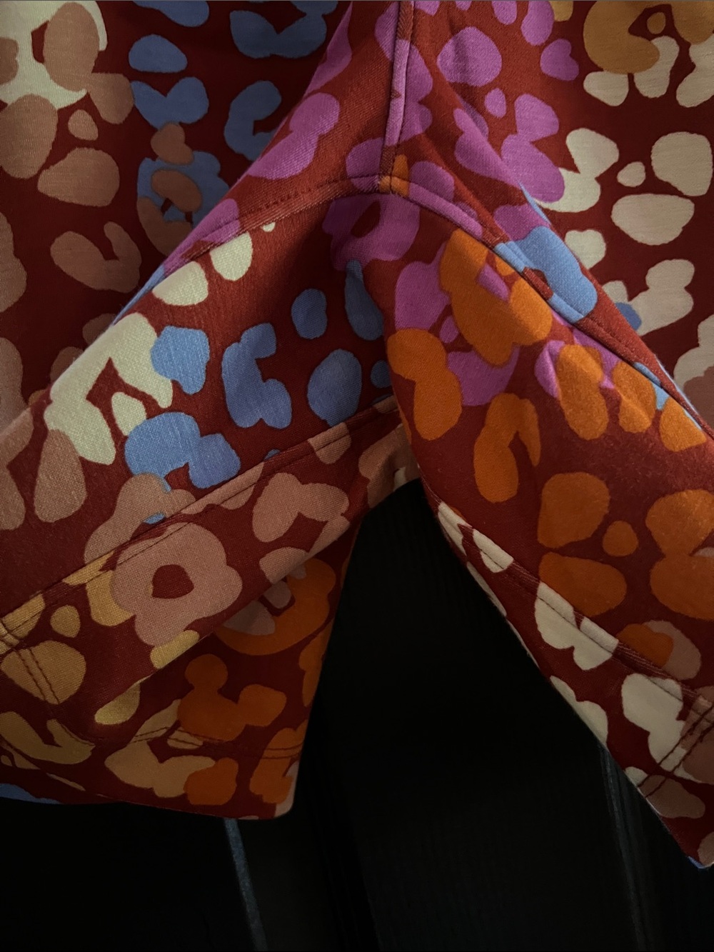 Lularoe Taylor shorts 🩳- Large - Picture 5 of 9